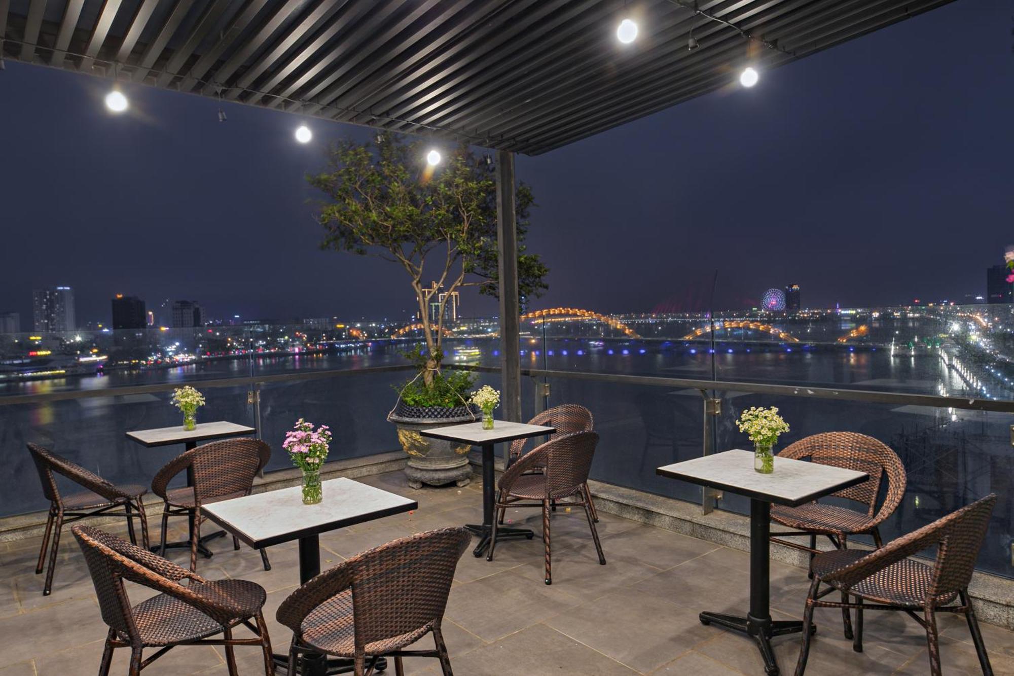 Avora Hotel Đà Nẵng Extérieur photo