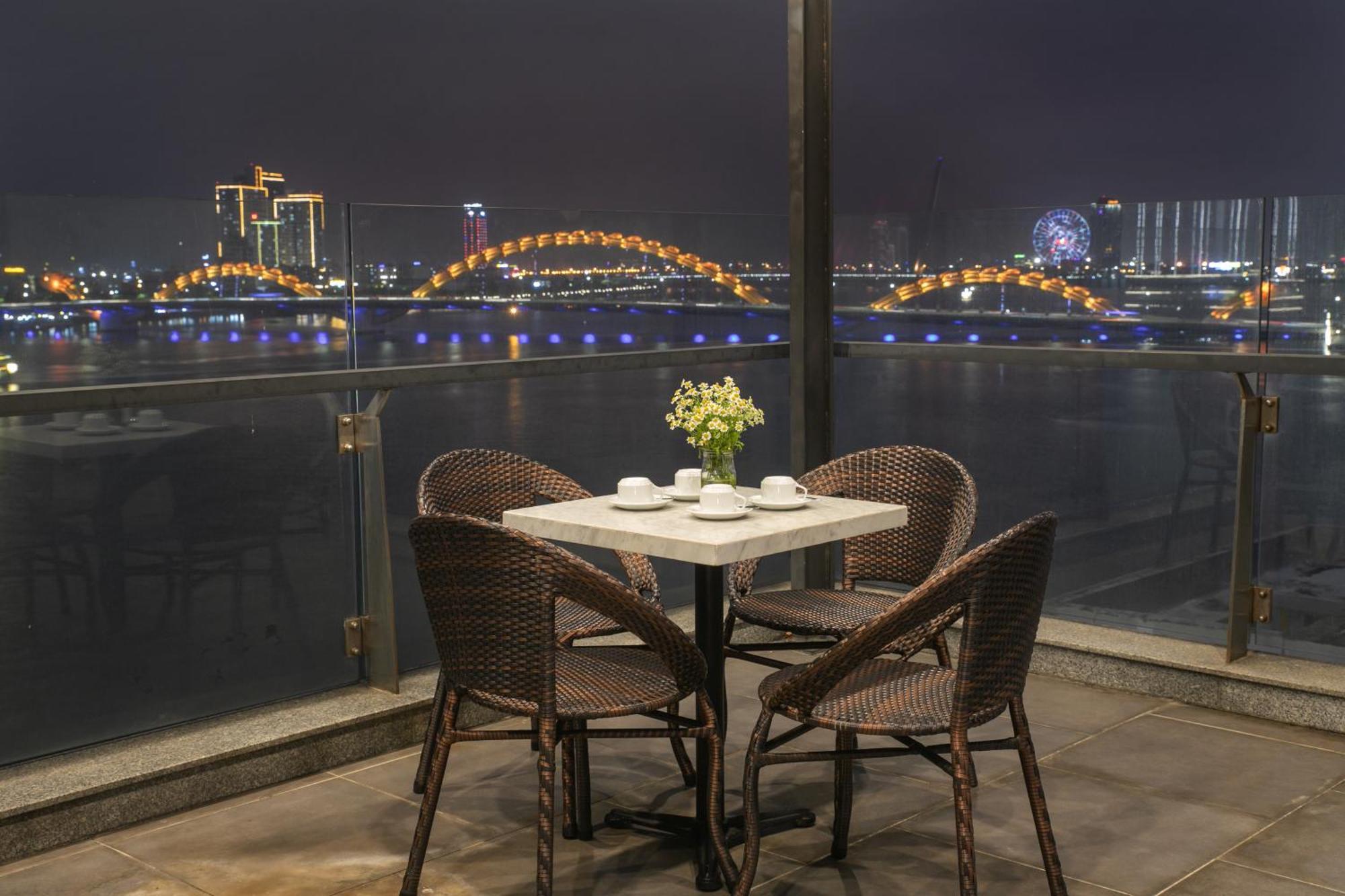 Avora Hotel Đà Nẵng Extérieur photo