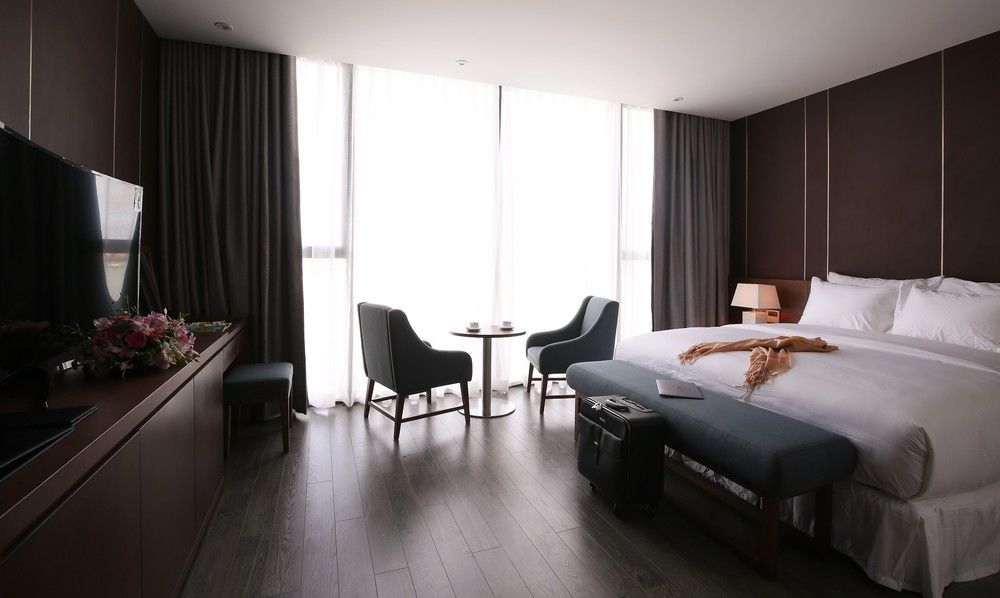 Avora Hotel Đà Nẵng Extérieur photo